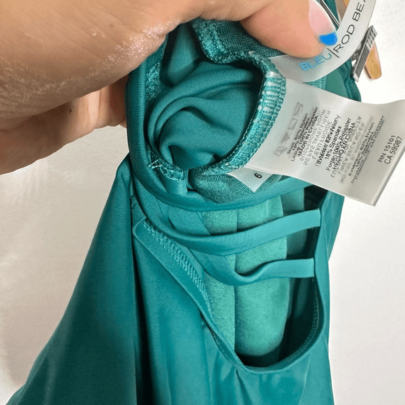 Bleu Rod Beattie Plunge One Piece Swimsuit RUFFLE TEAL womens 6 - Picture 6 of 8